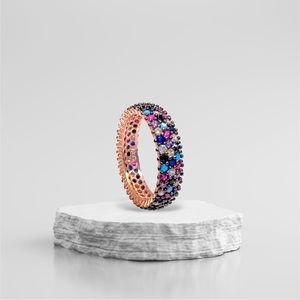 Women’s sterling silver ring